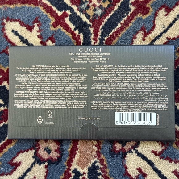 Gucci Nail Stickers Gift Bag & Ribbon Set - Picture 3 of 8